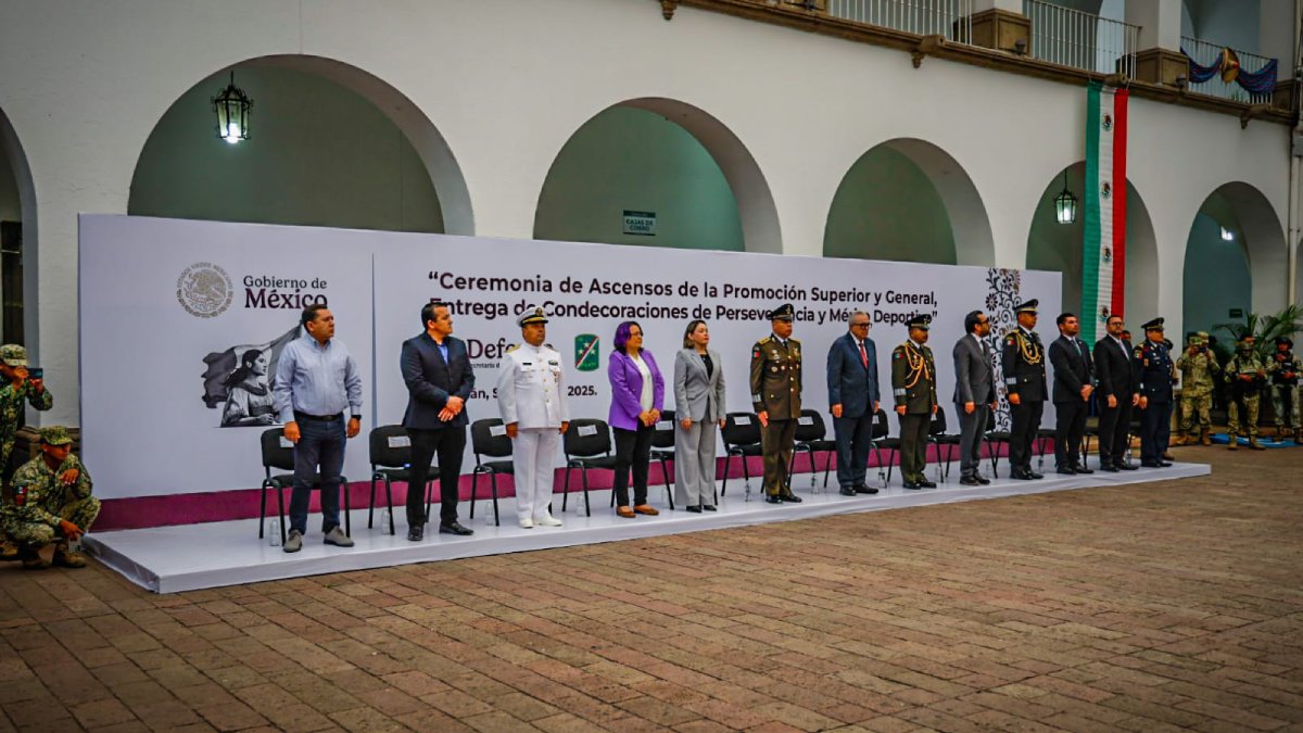 ascenso a 72 elementos del ejercito fuerza aerea y guardia nacional gobierno