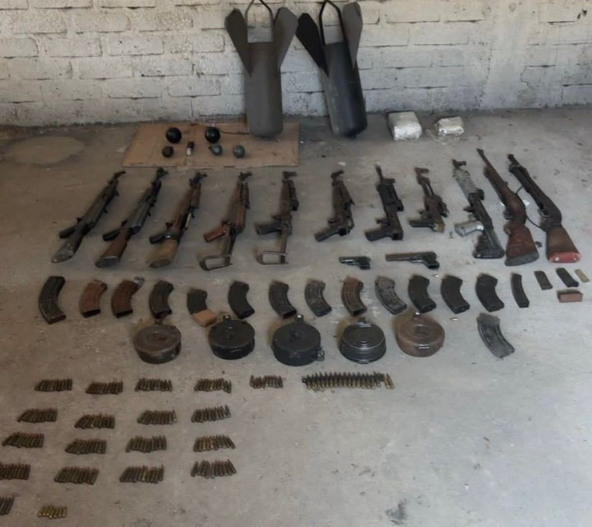 Fuerte arsenal aseguran en Escuinapa