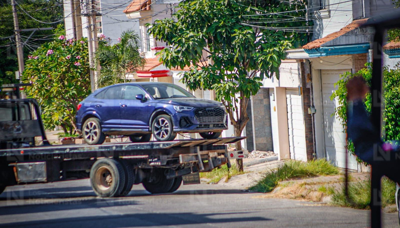 aseguran vehiculo tras operativo en villa universidad de culiacan
