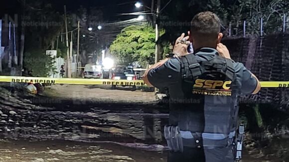 A balazos asesinan a dos hombres en la vía pública de la colonia Los Mezcales de Culiacán, Sinaloa