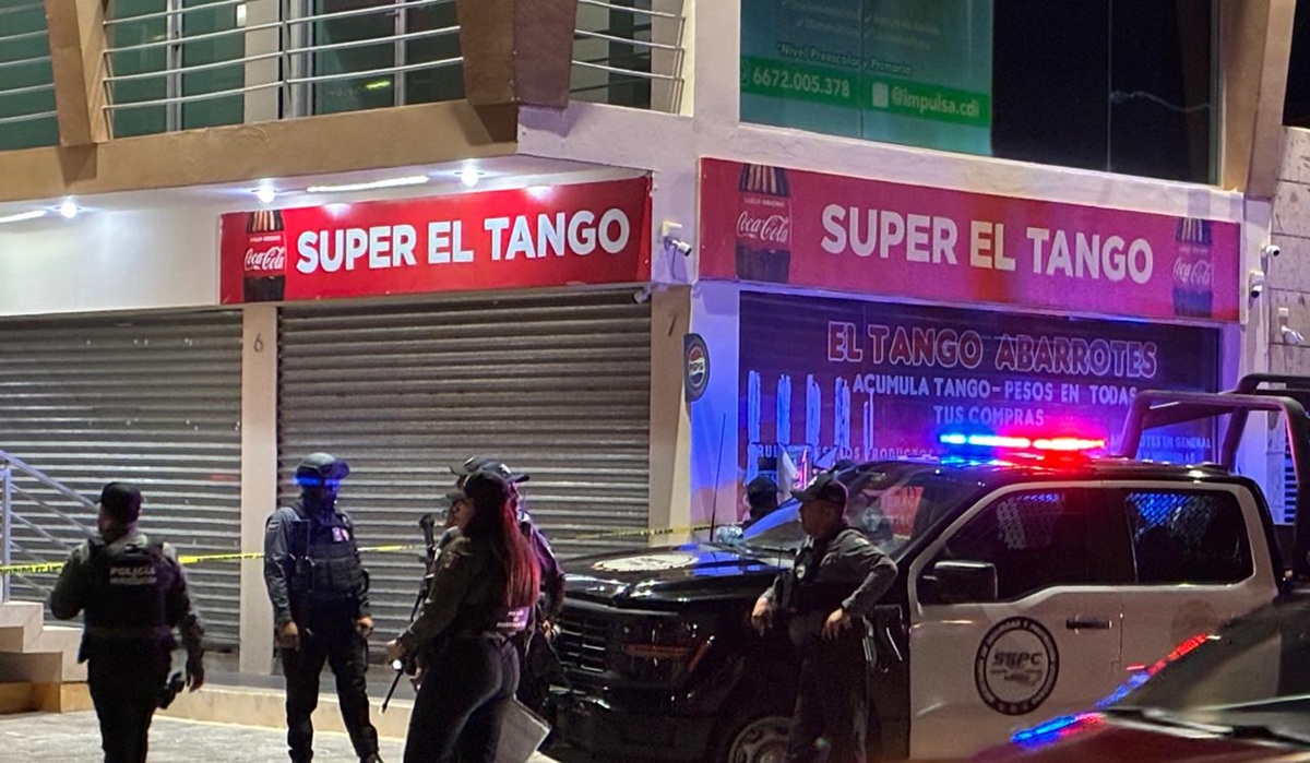 Asesinan a joven en plaza comercial del Rincón Real, en Culiacán