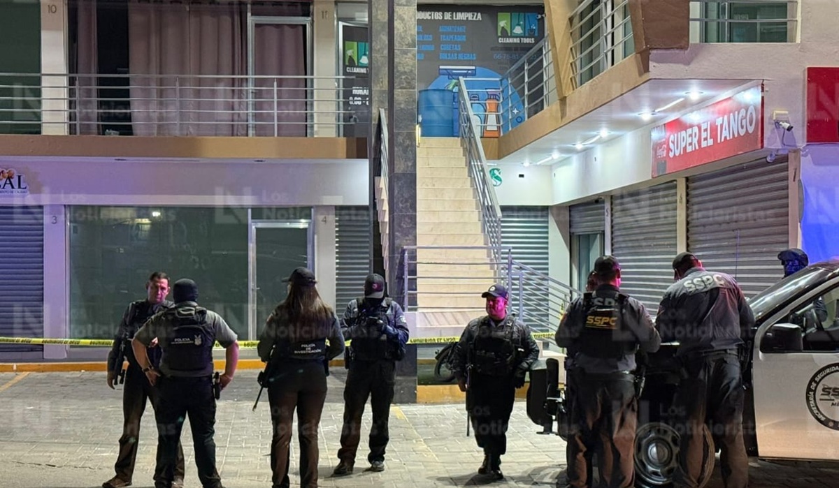 Asesinan a joven en plaza comercial del Rincón Real, en Culiacán