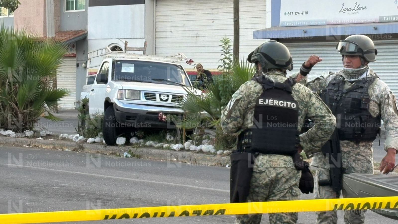 Atacan a balazos a conductor de camioneta en la colonia Miguel Hidalgo, en Culiacán