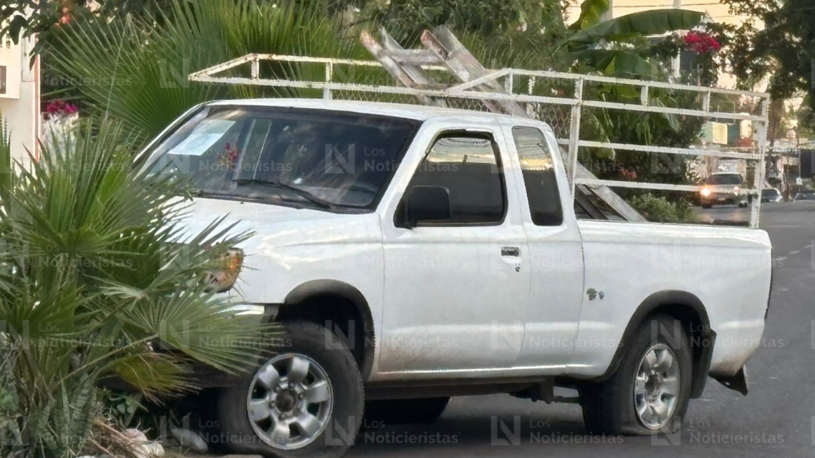 Ejército resguarda la camioneta baleada