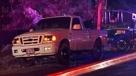 Atacan a balazos a madre e hijo cuando viajaban a bordo de una camioneta en Navolato, Sinaloa