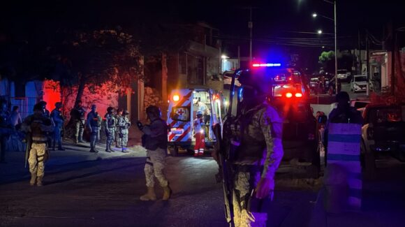 Hay una mujer muerta y un hombre herido en ataque a balazos en domicilio de la colonia López Mateos en Culiacán, Sinaloa