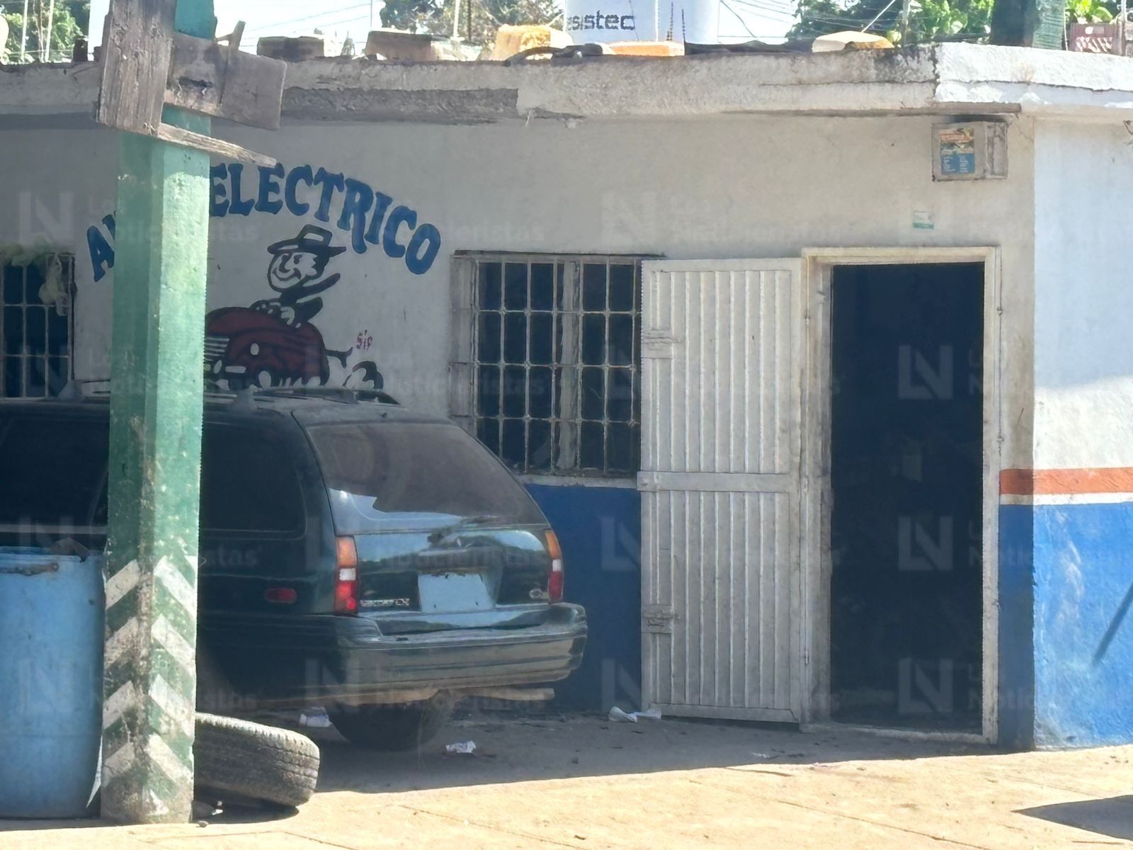Atacan con explosivos un taller en Villa Juárez, Navolato