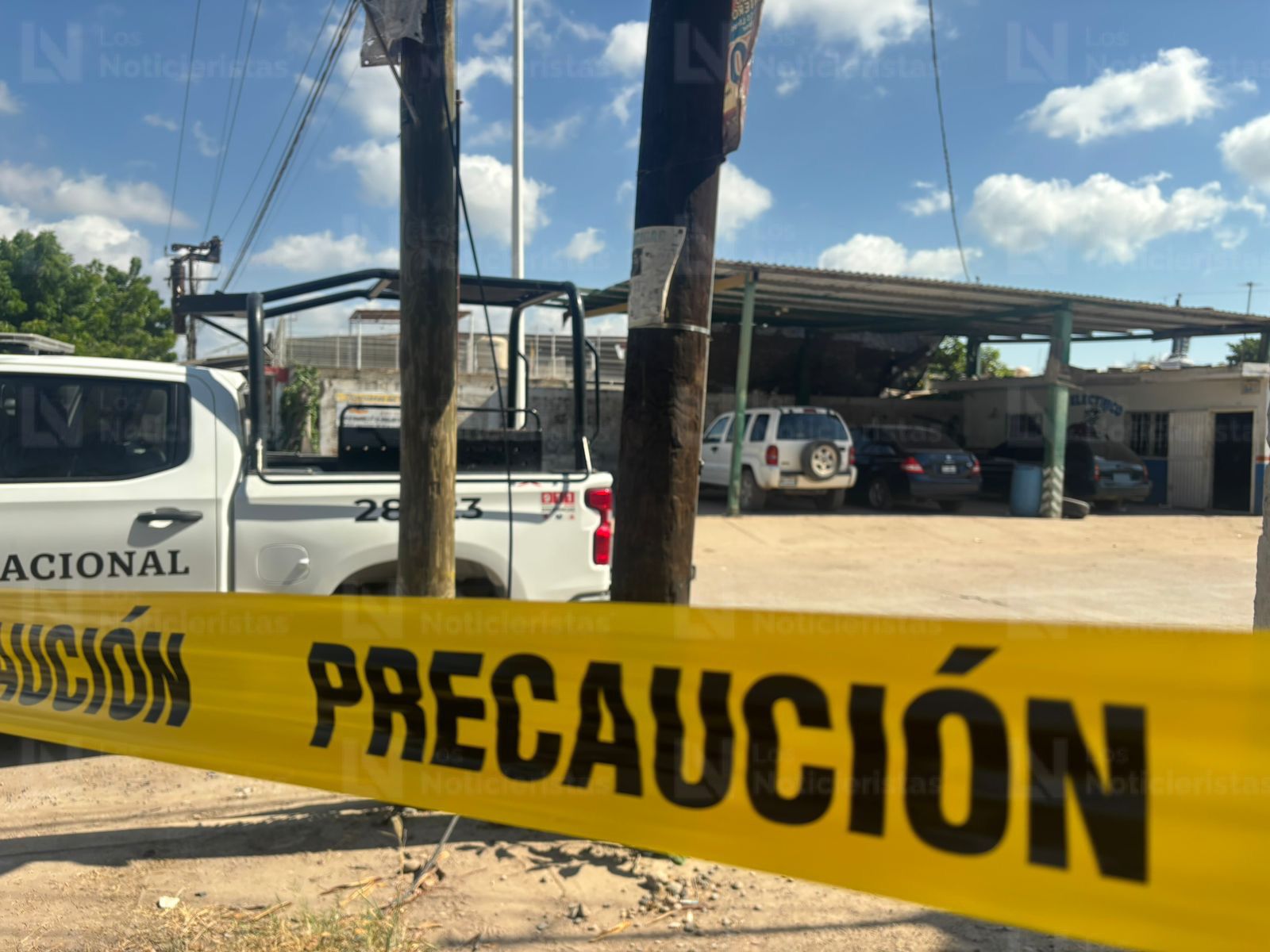 Atacan con explosivos un taller en Villa Juárez, Navolato
