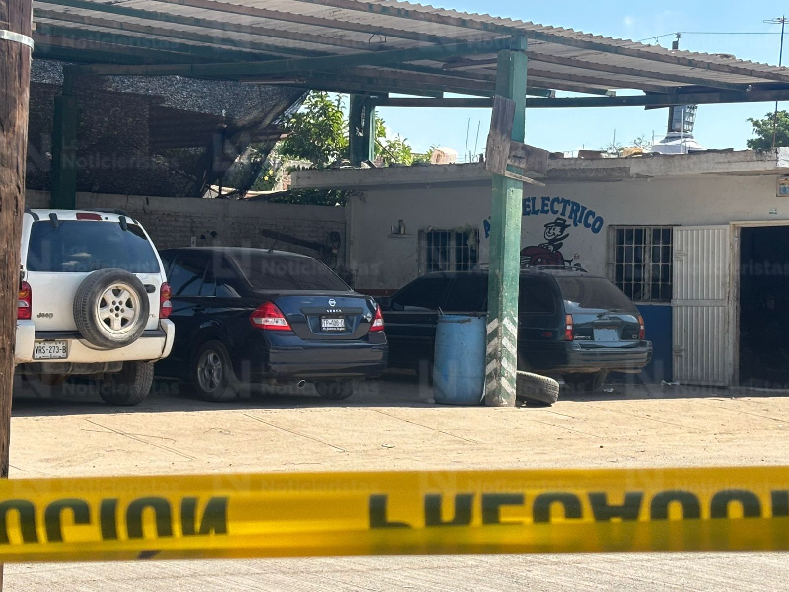 Atacan con explosivos un taller en Villa Juárez, Navolato