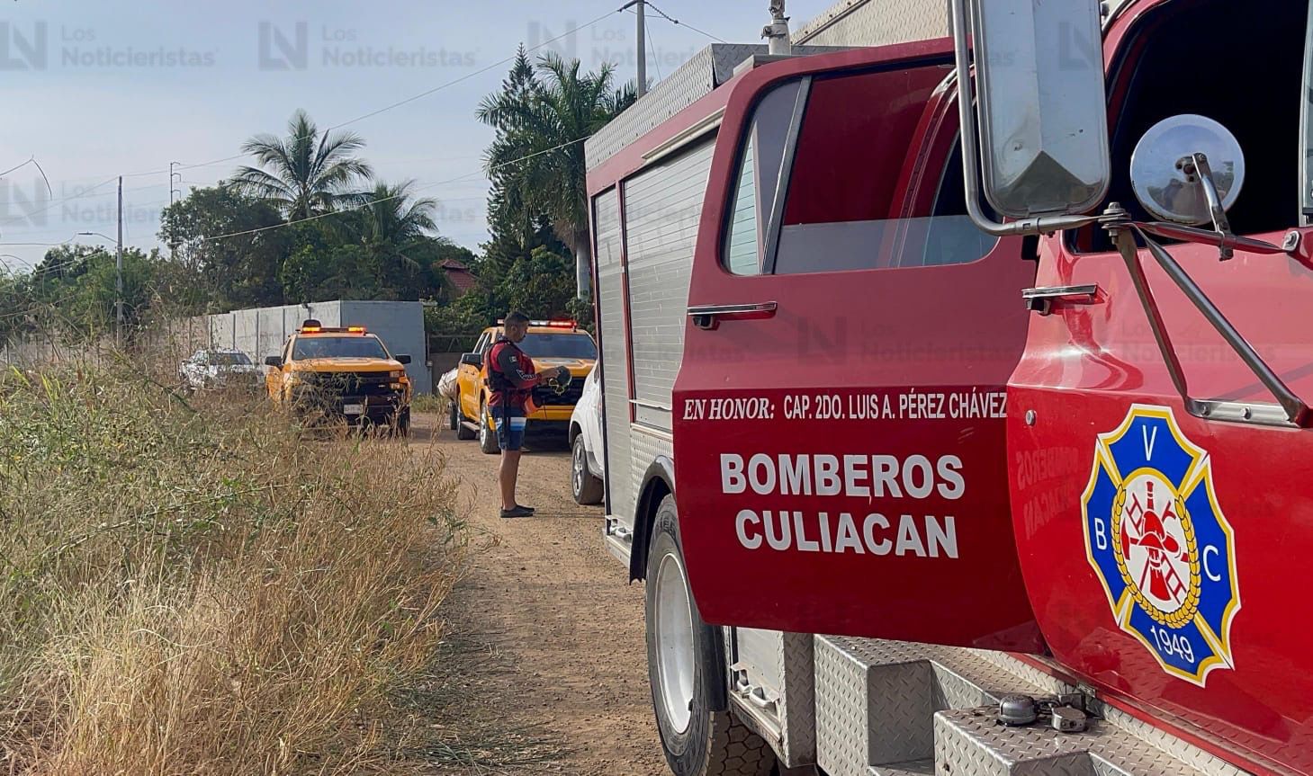 Bomberos Culiacán y Protección Civil reanuda búsqueda en canal