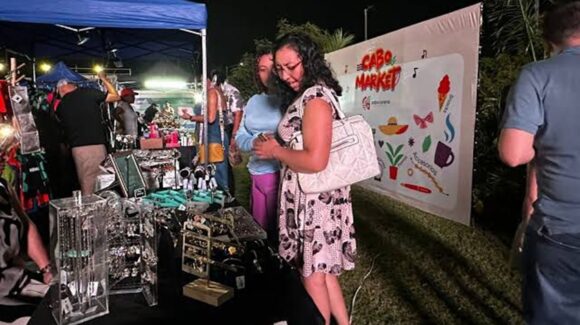 Regresa el Cabo Market Bazar con Encendido Navideño y show del Coro Infantil de Cultura en Mazatlán, Sinaloa