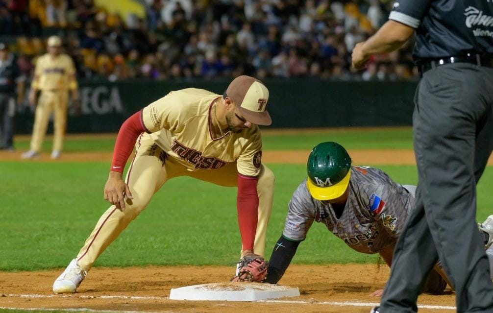 Cañeros de Los Mochis vs. Tucson Baseball Team