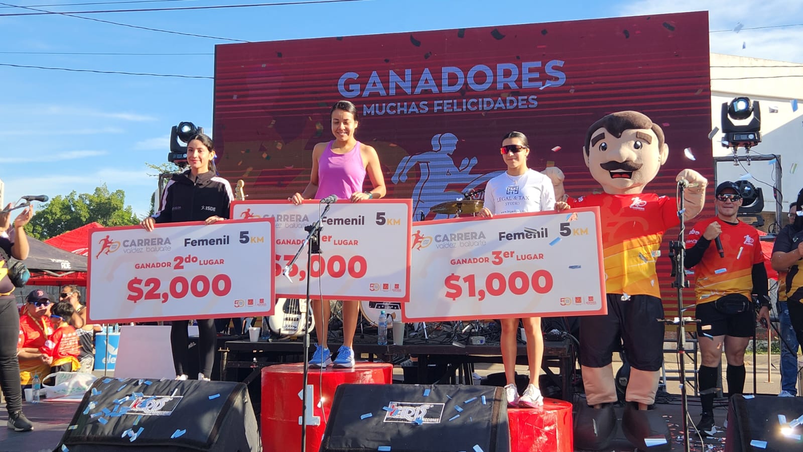 Carrera Valdez Baluarte "50 años creciendo a tu lado" en Culiacán