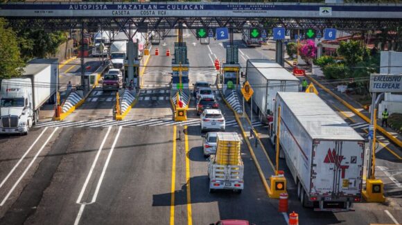 Abren circulación vehicular y retoman el cobro de la caseta de Costa Rica, Culiacán, Sinaloa