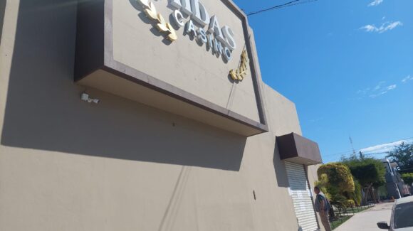 Suspenden en Guamúchil, Sinaloa conocido casino; es de los clausurados por presunto lavado de dinero