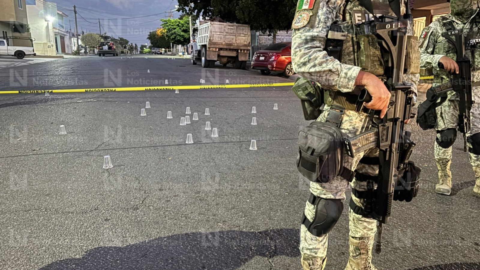 Localizan más de 50 casquillos percutidos tirados en la vía pública en la Miguel Hidalgo en Culiacán