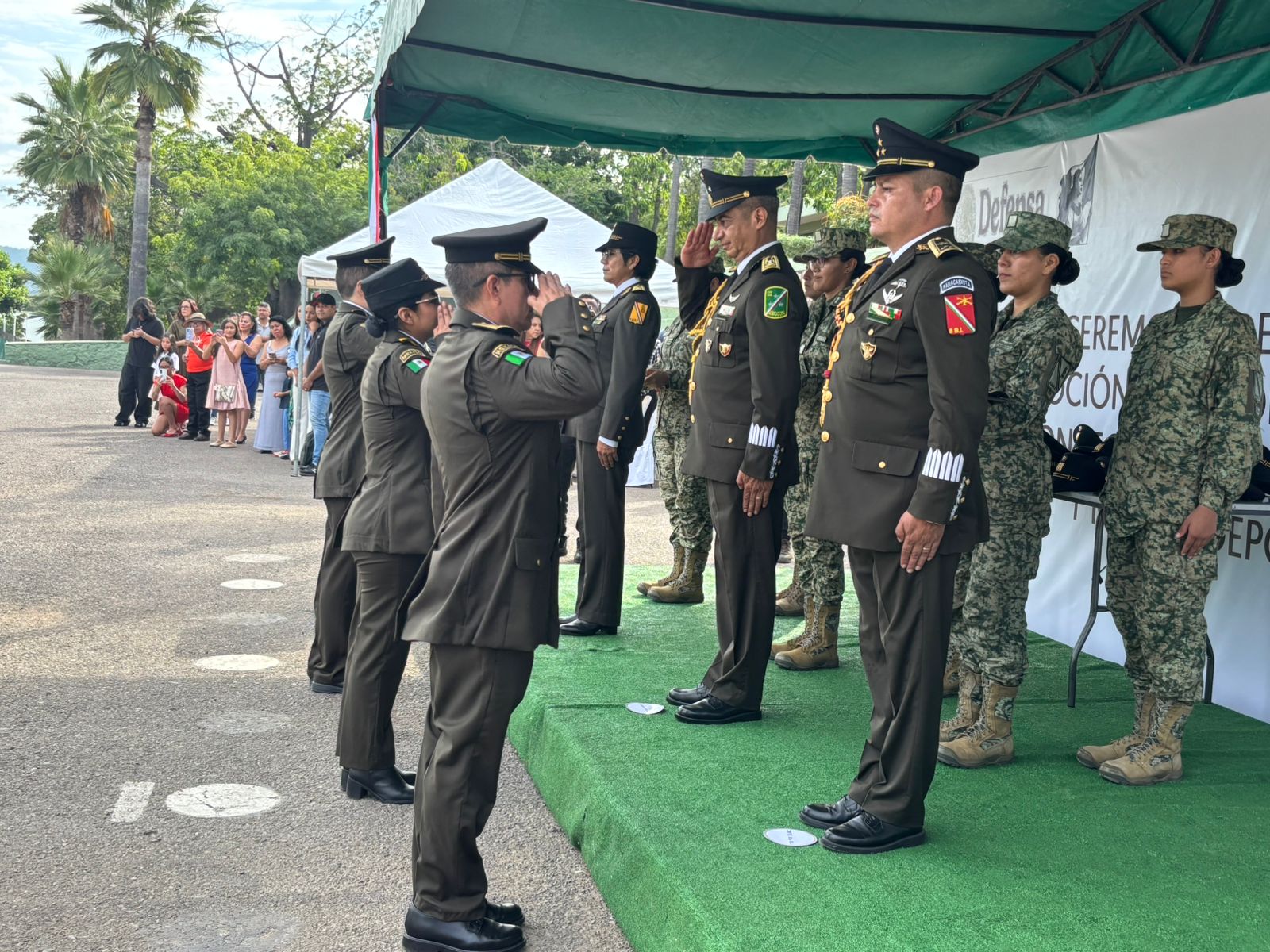 Ceremonia de ascenso de militares en Mazatlán, Sinaloa