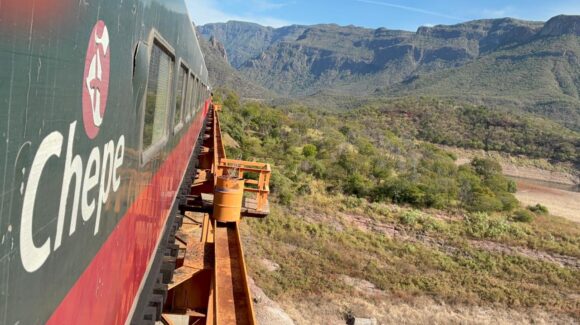 Viajar en el Chepe: la aventura que conquista la Sierra de Creel en temporada otoño–invierno