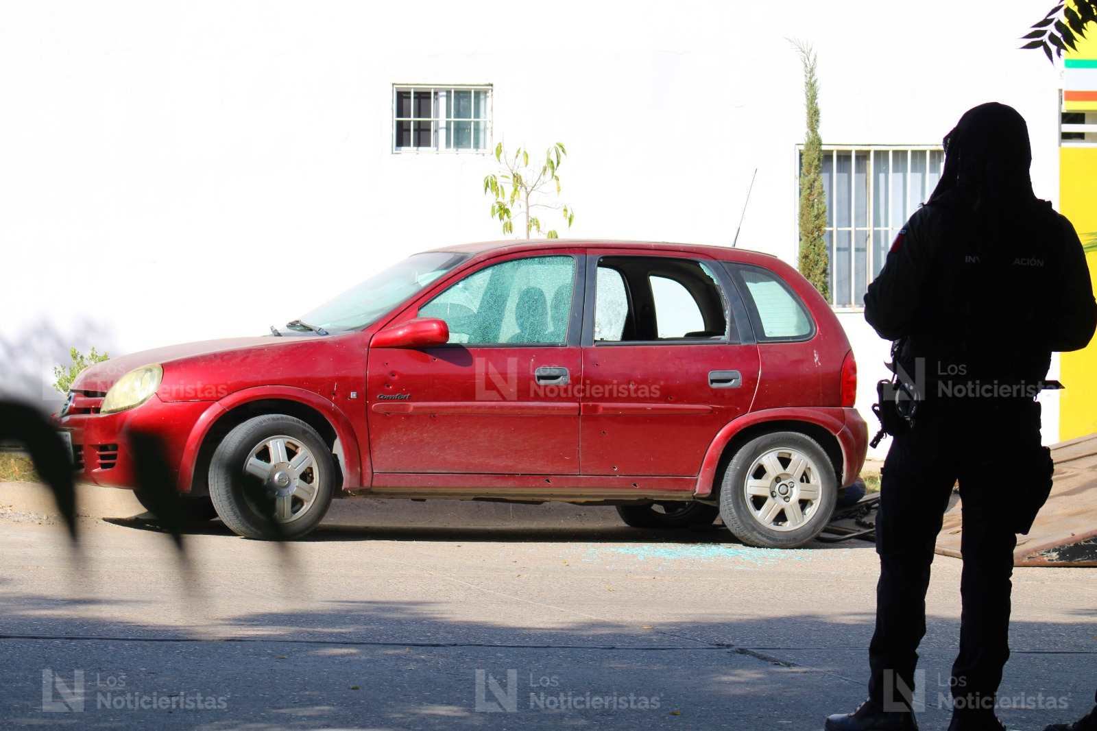 Balean vehículo en Hacienda El Seminario en Mazatlán