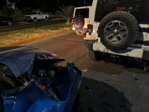 Choque entre dos camionetas en Guasave, Sinaloa