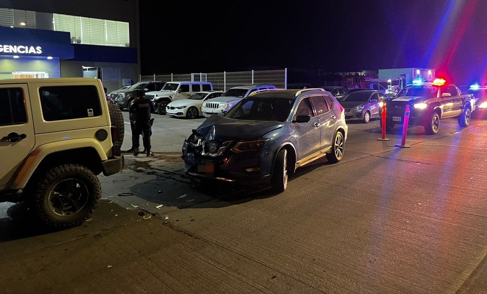 Choque entre dos camionetas en Guasave, Sinaloa