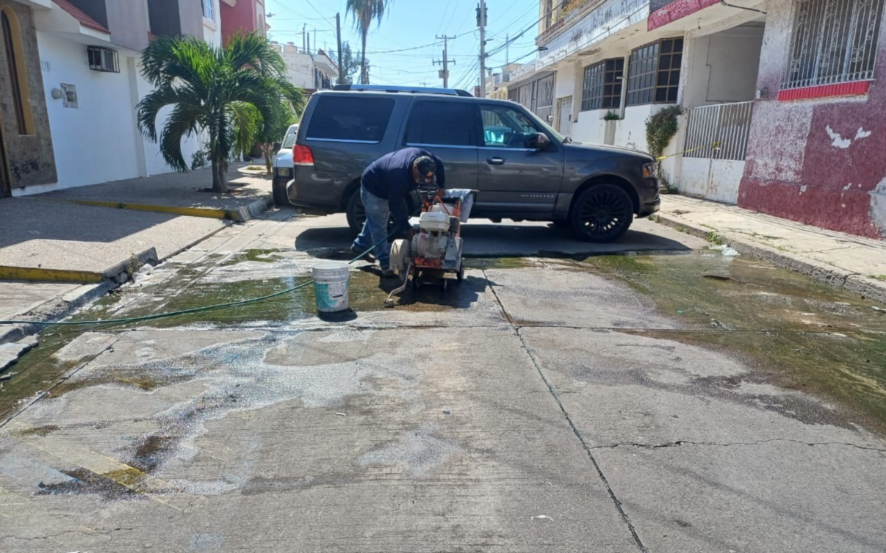 Cierre vial en la Adolfo López Mateos de Mazatlán, Sinaloa