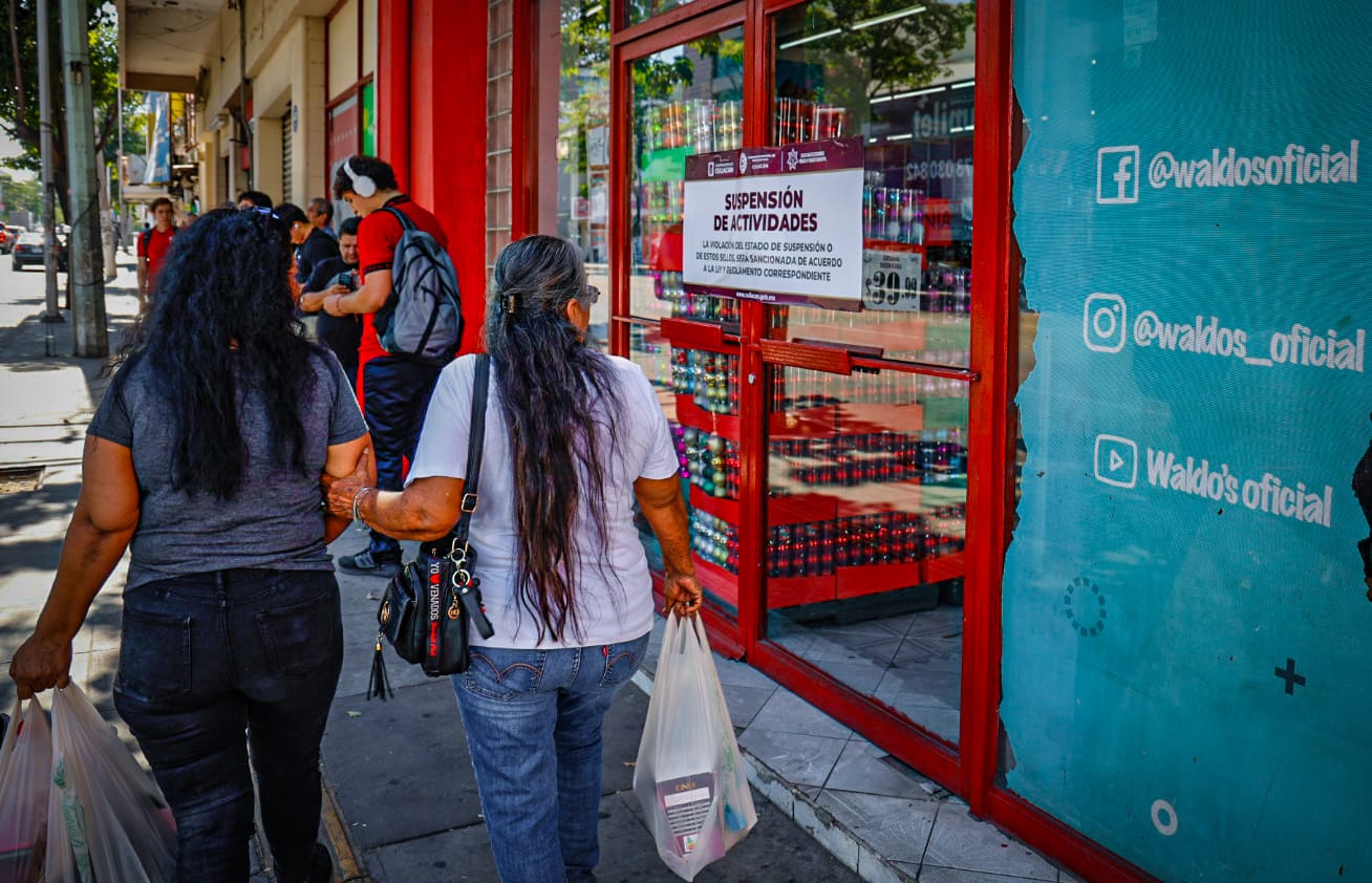 suspenden tienda Waldo’s en Culiacán