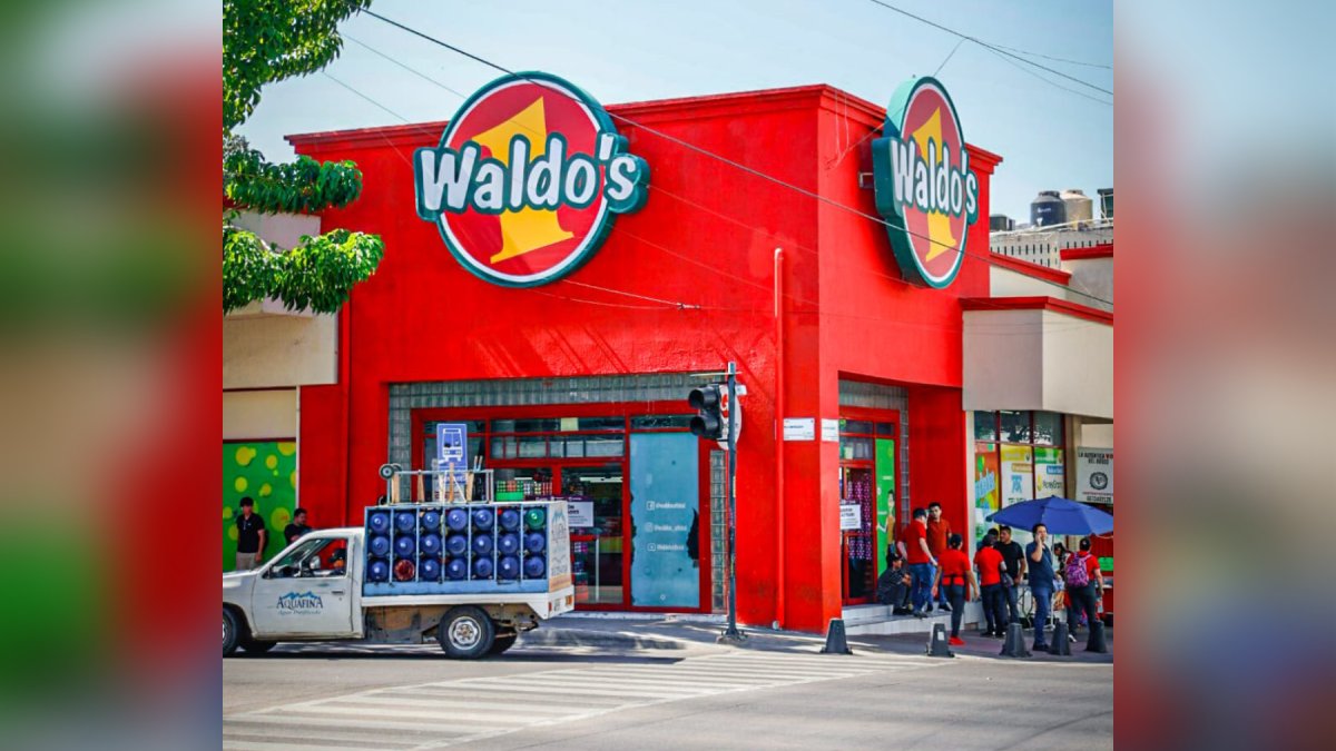 suspenden tienda Waldo’s en Culiacán