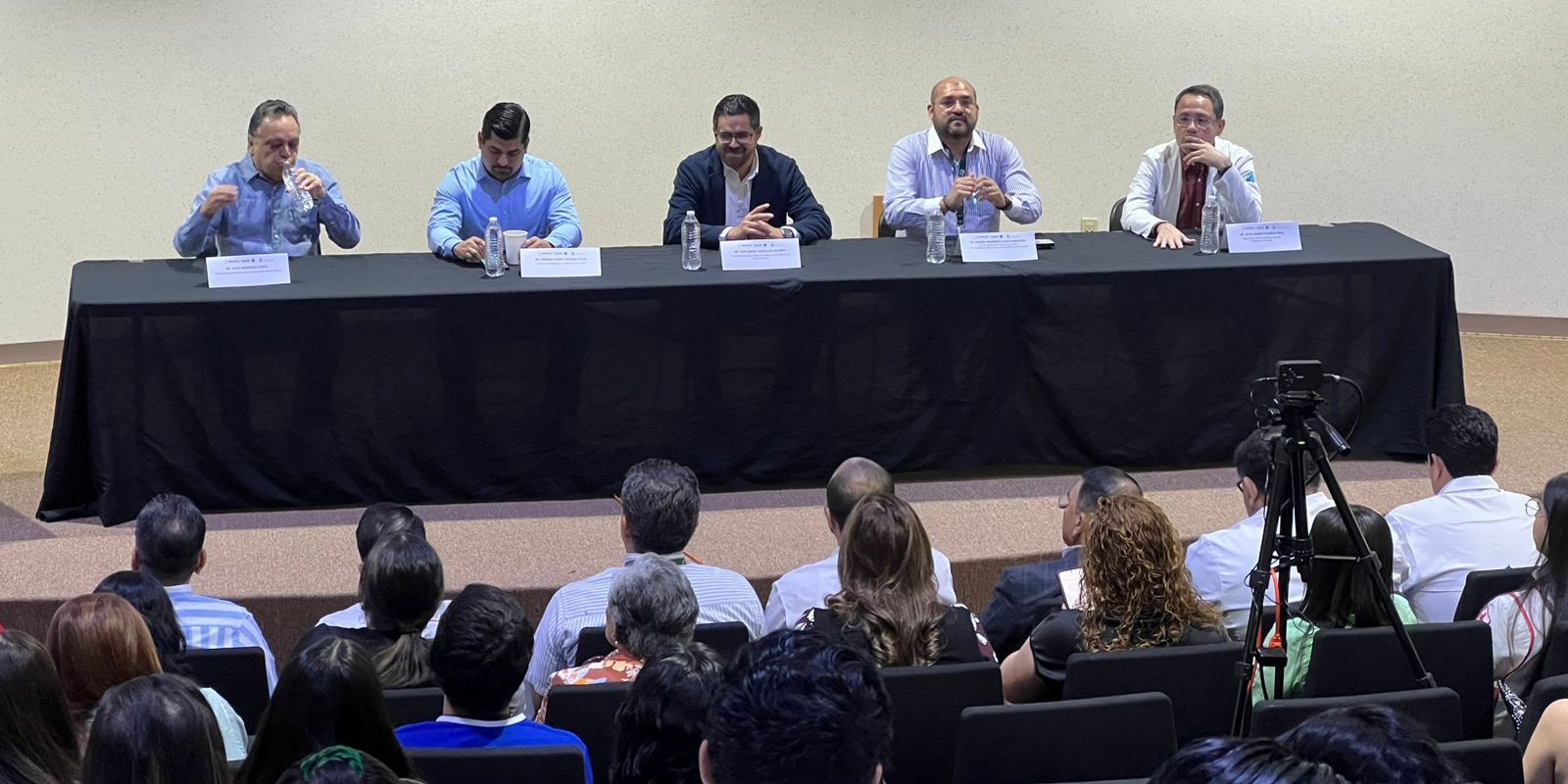 conferencia sobre enfermedad de el diabetes en sinaloa
