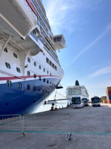 Llegan cruceros a Mazatlán