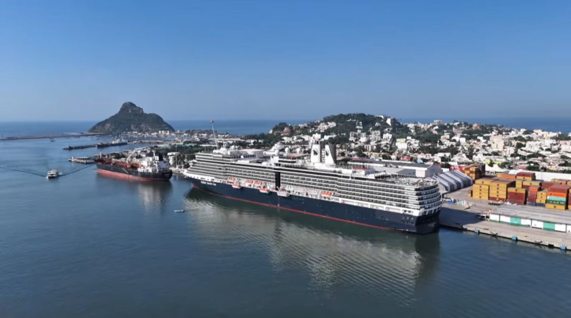 Mazatlán, Sinaloa hace historia con triple arribo de cruceros