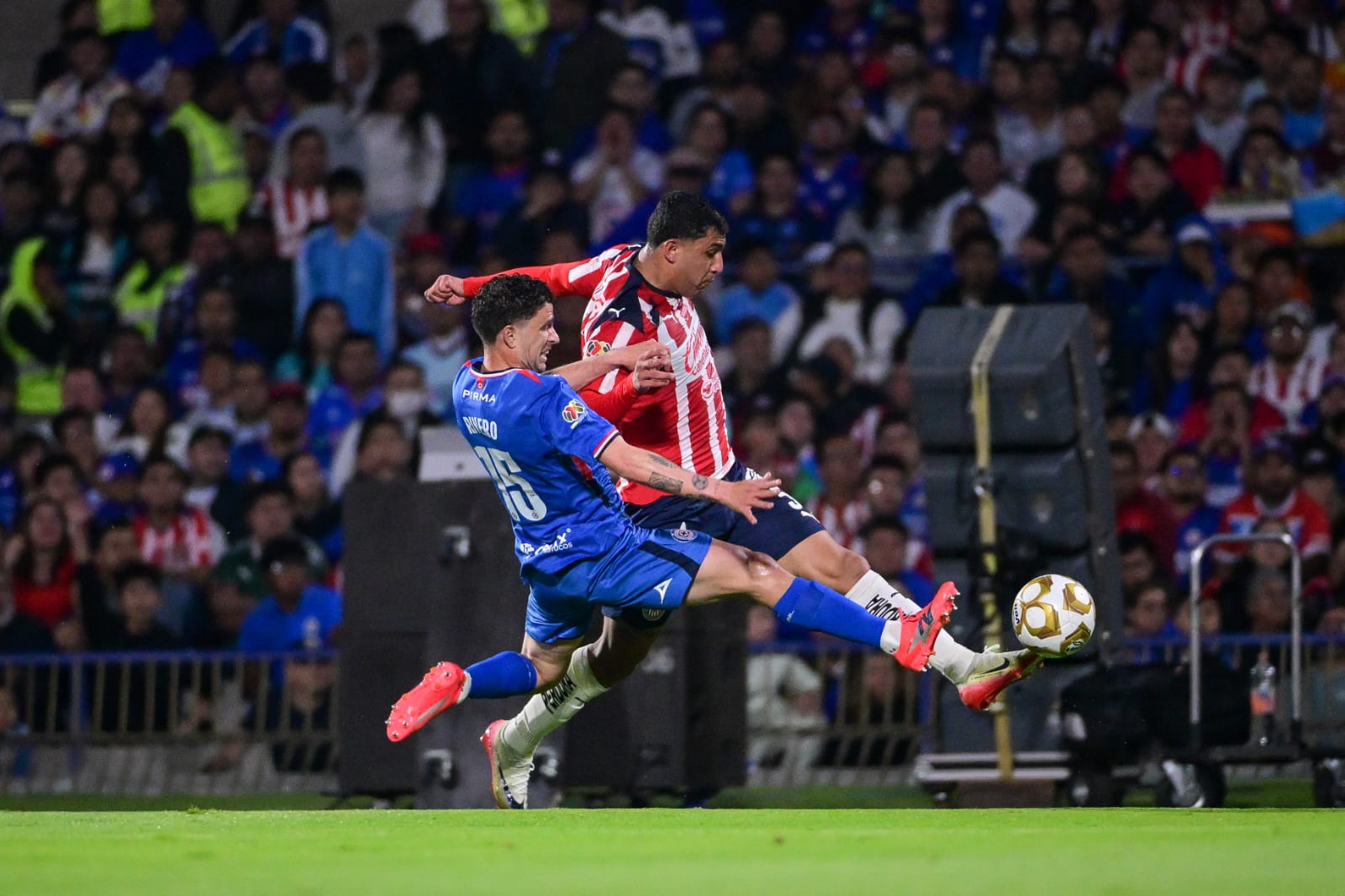 Cruz Azul vs. Chivas