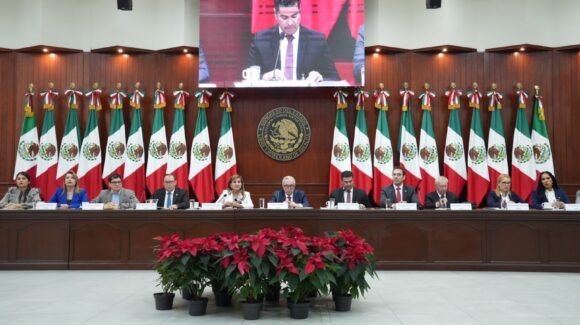 Fracciones del Congreso de Sinaloa reconocen resultados del gobierno de Rocha; oposición cuestiona políticas públicas estatales