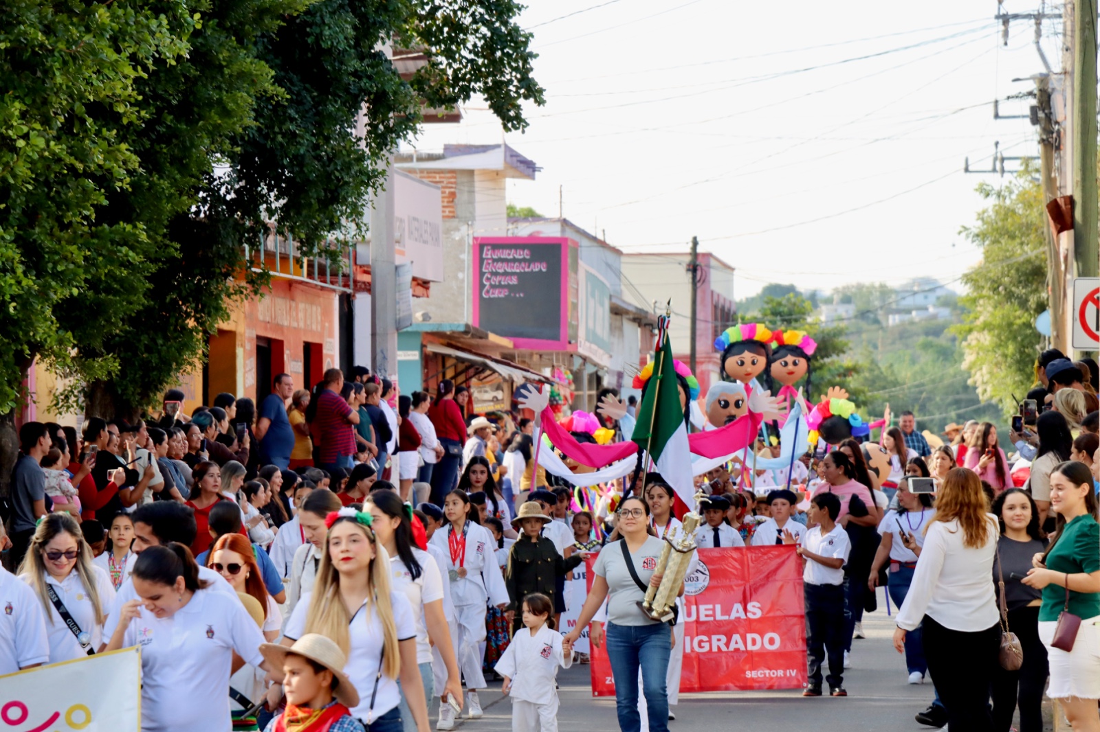 Desfile de la Revolución Mexicana en Badiraguato, Sin.