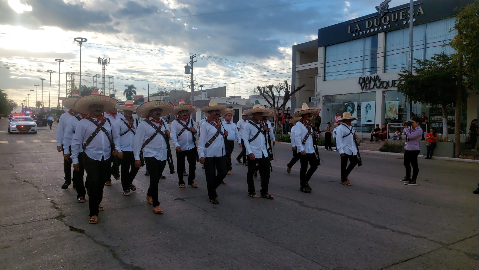 Desfile de la Revolución Mexicana en Guamúchil, Sin.