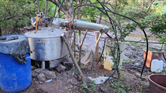 Desmantelan narcolaboratorio encontrado en El Melado en Culiacán, Sinaloa