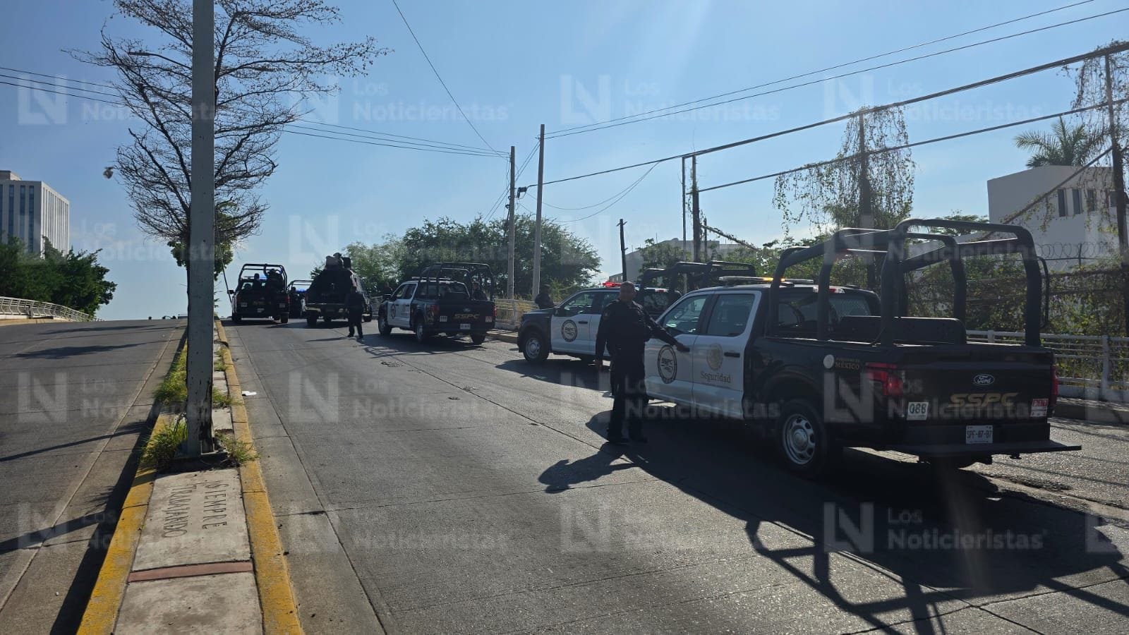 Agentes de la SSPC detienen a sujeto armando en auto robado