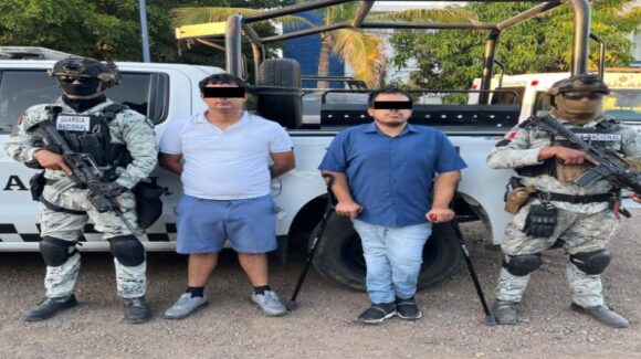 Traían 50 mil dólares y 200 pastillas de fentanilo; detienen a dos hombres en Culiacán, Sinaloa