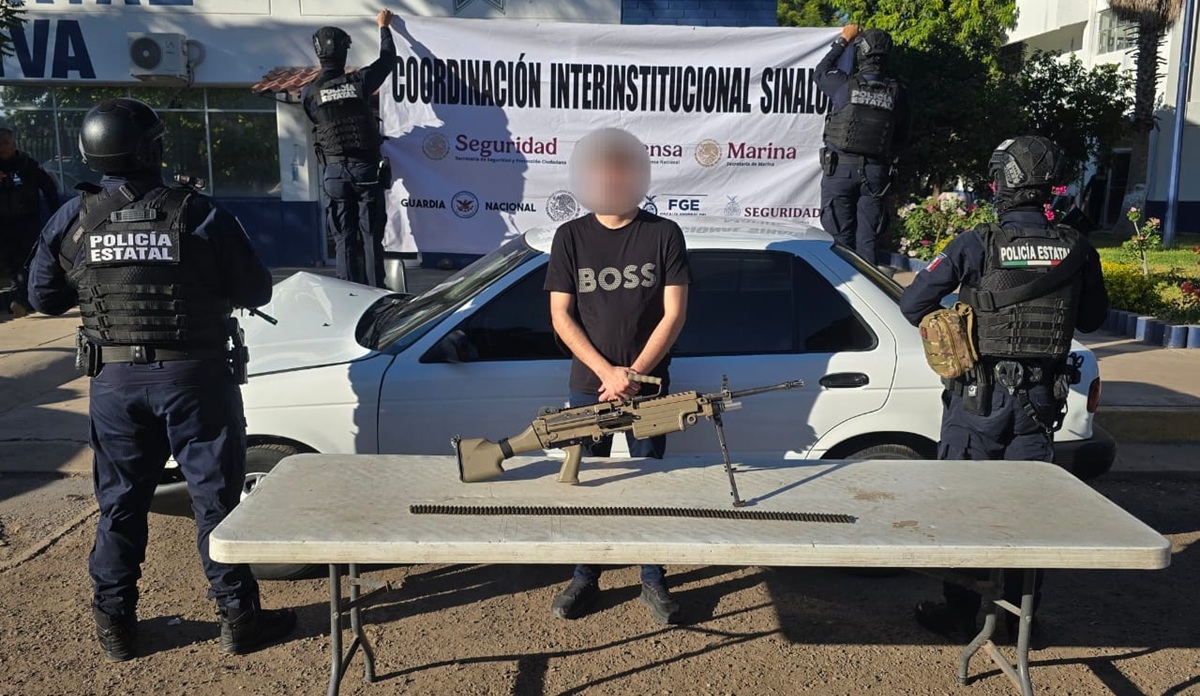 Detienen a sujeto con ametralladora en La Conquista, en Culiacán