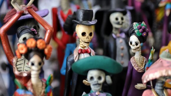 Día de Muertos: La visión de que la muerte no es el final, sino un paso a otro plano de existencia