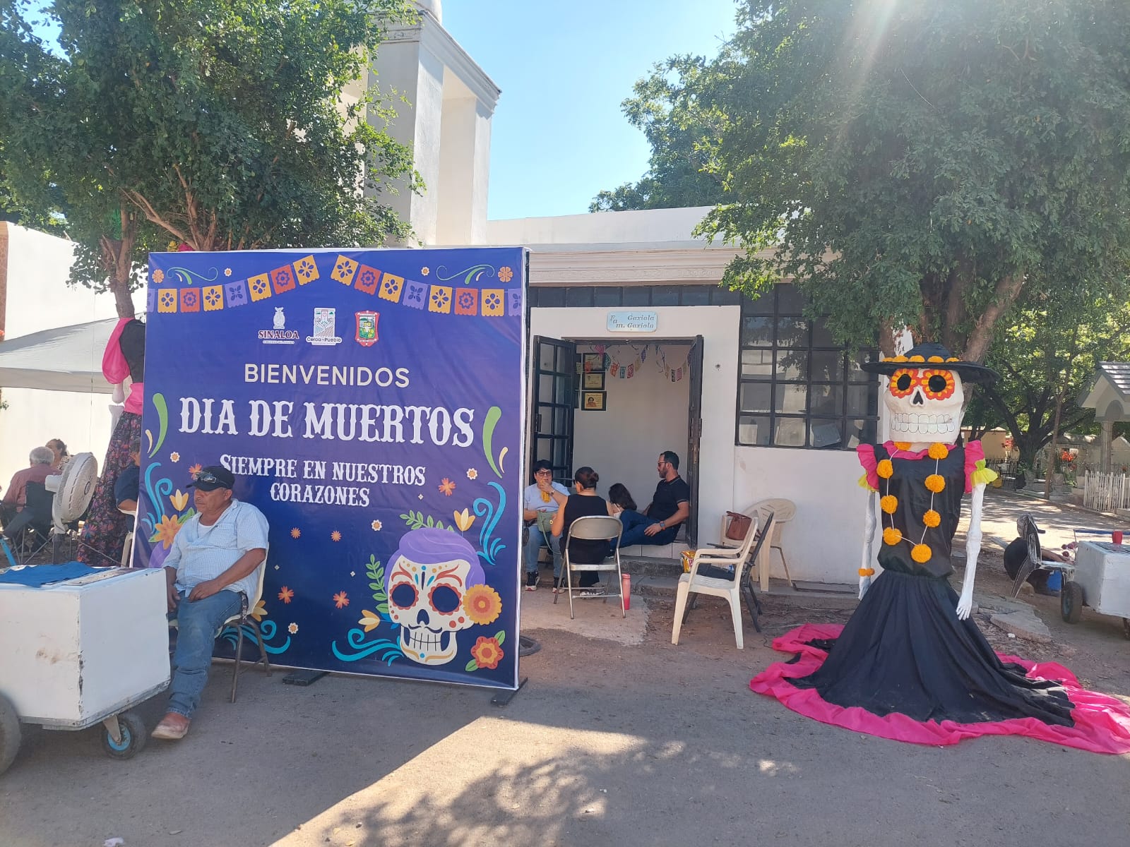 dia de muertos salvador alvarado