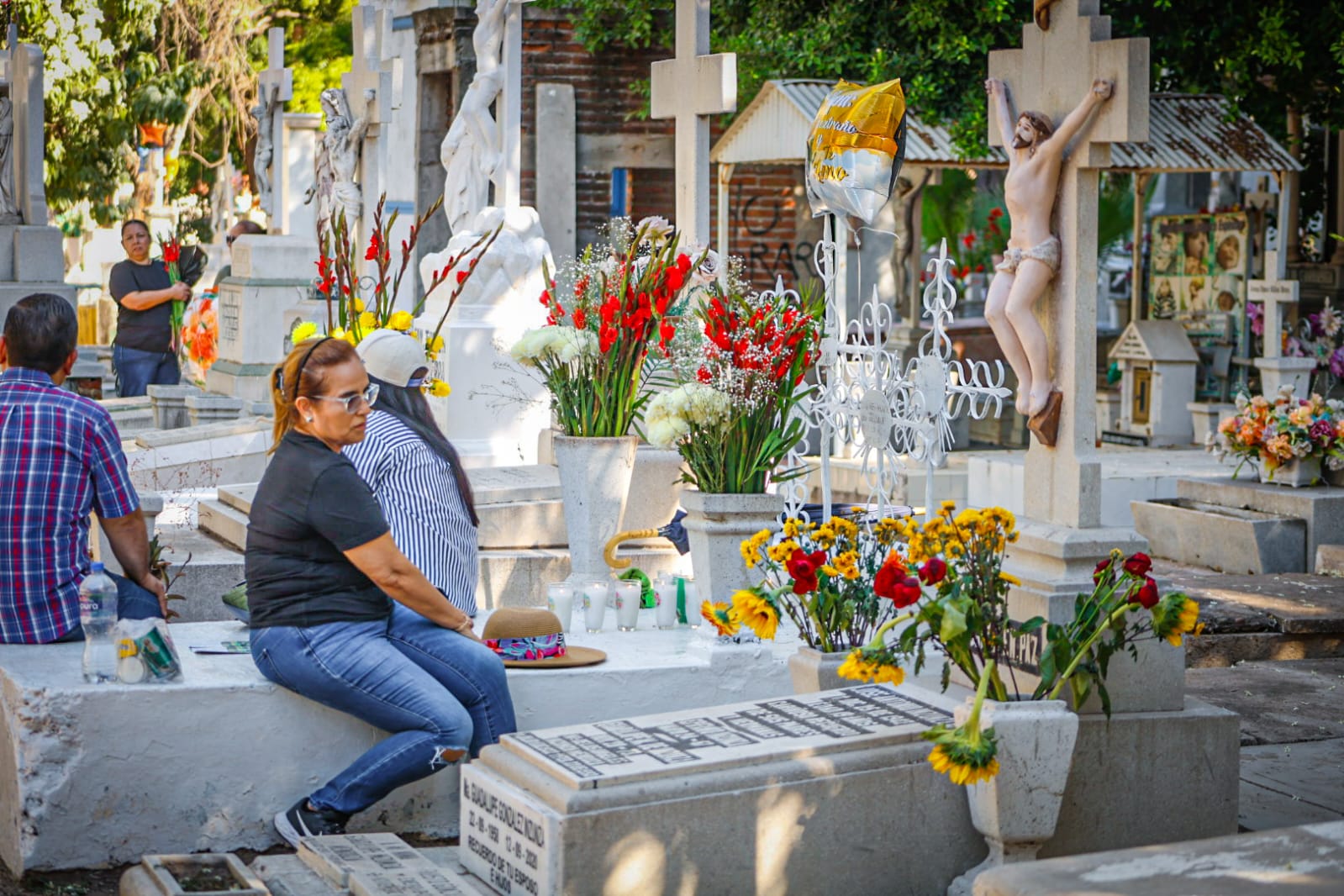 dia de muertos y panteones en culiacan