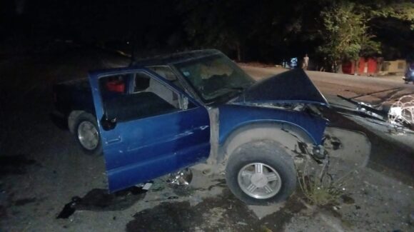 En una misma noche atienden cuatro emergencias en la zona rural de Mazatlán, Sinaloa; volcadura, incendio y choques