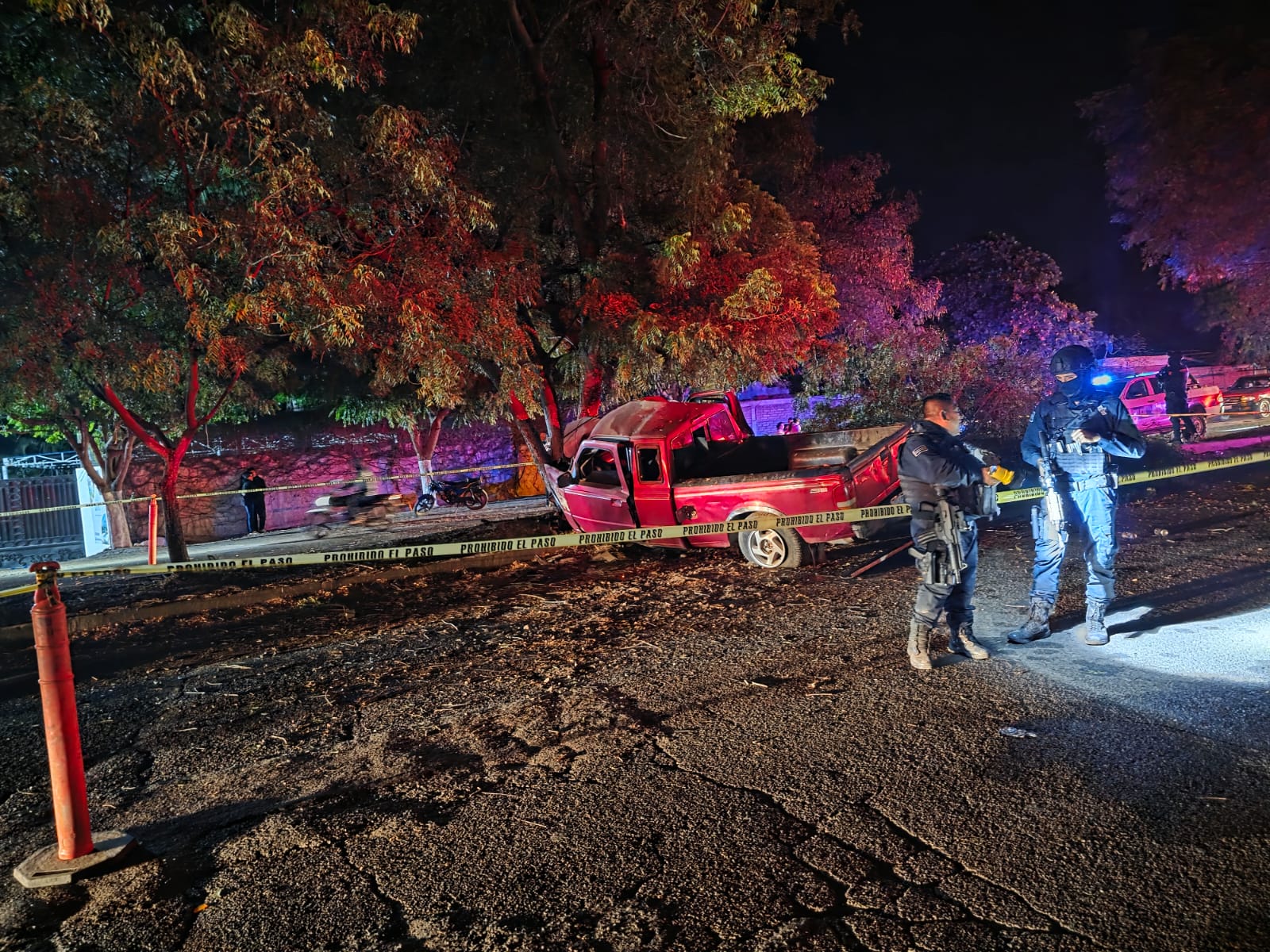 Dos muertos y un herido deja accidente en carretera de El Fuerte