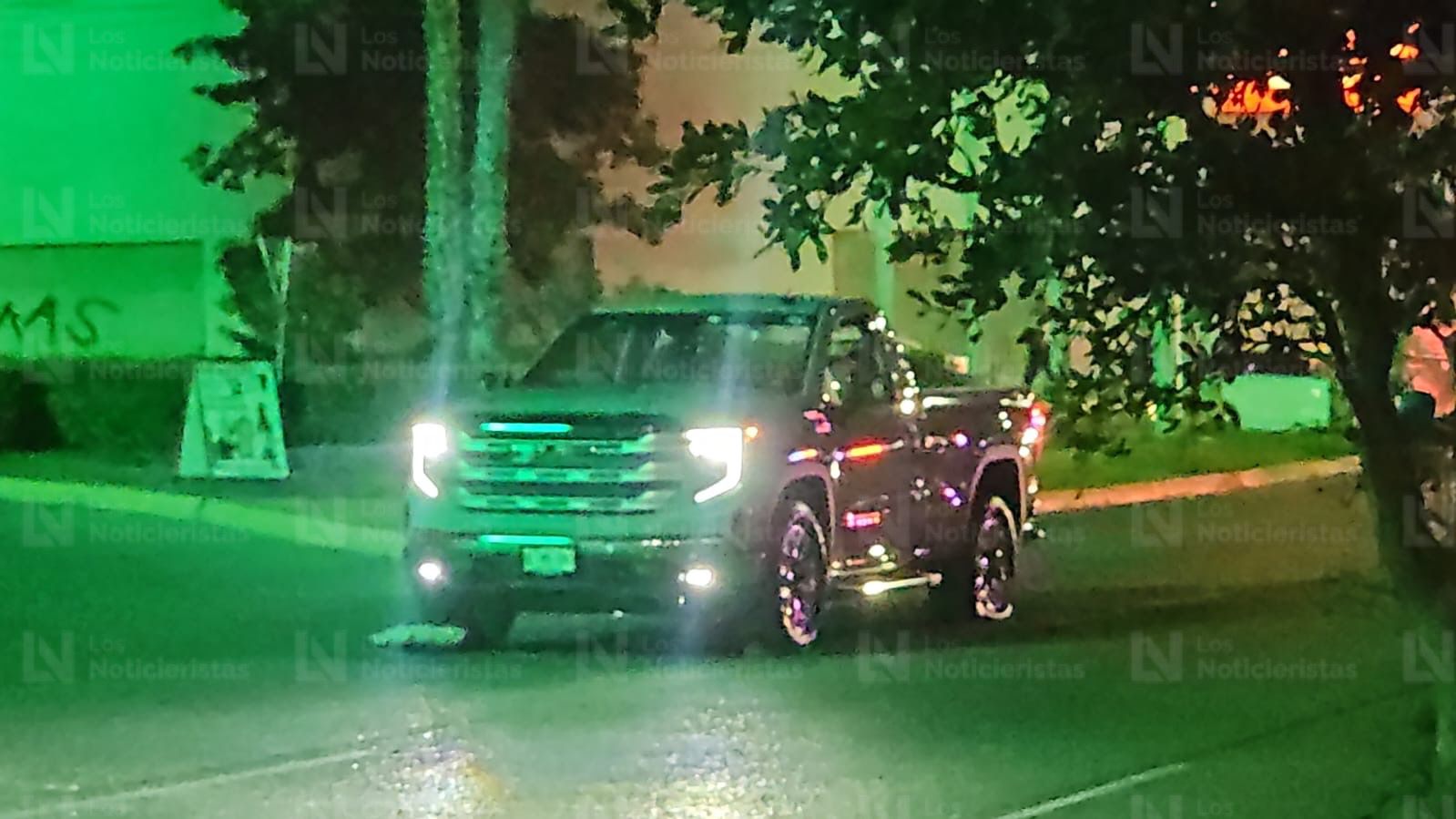 Ejecutan a dos ocupantes de una camioneta en Tres Ríos, Culiacán, Sin.