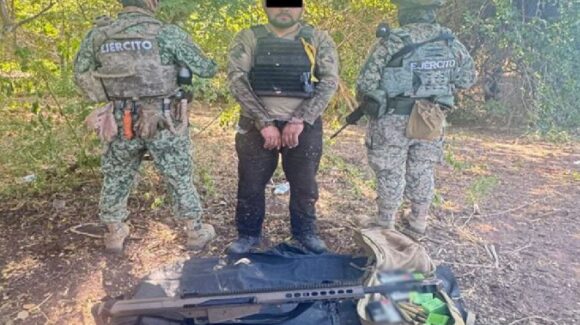 Ejército Mexicano detiene a un civil y desmantela campamento armado en Elota, Sinaloa