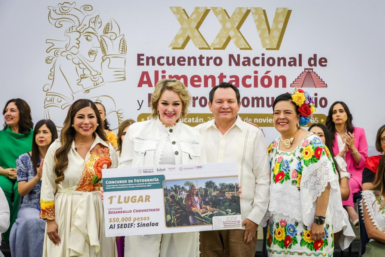 Eneyda Rocha en el "Encuentro Nacional de Alimentación y Desarrollo Comunitario" en Yucatán