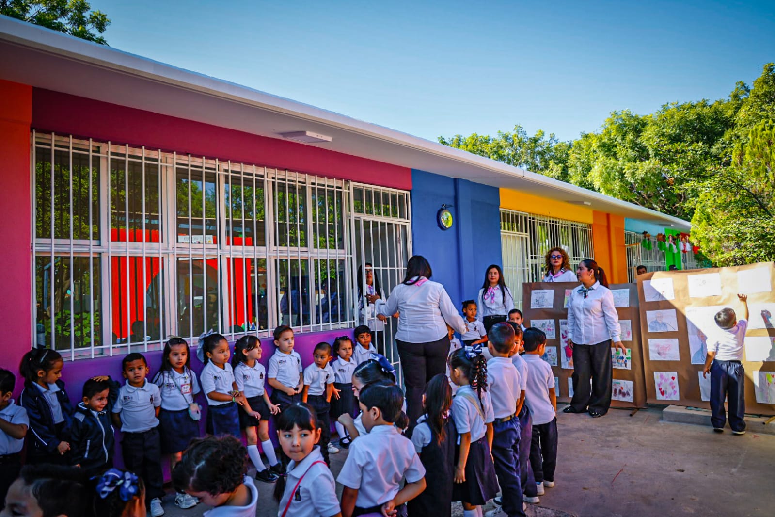 entrega de aulas en jardin de niños enriqueta cota valdez badiraguato salon