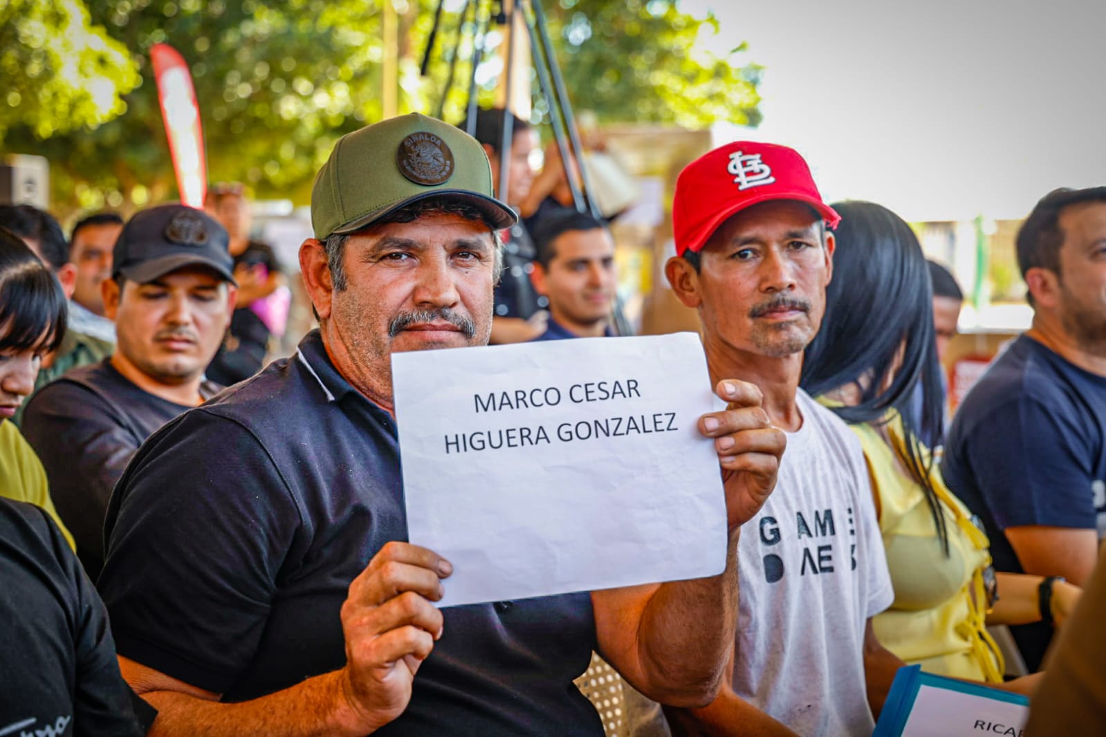 Entrega de equipo para autoempleo en Navolato