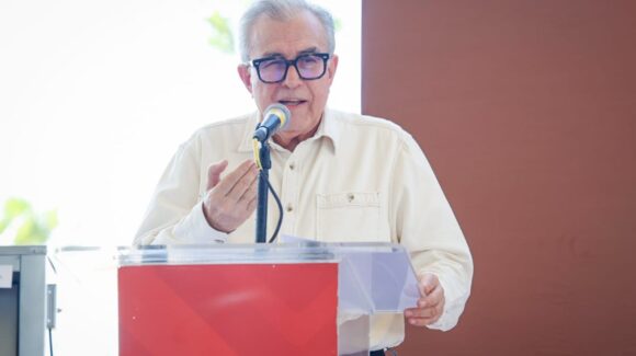 “Tanto recurso no podemos”: Gestiona Rocha ante SEP apoyo para pagos de aguinaldo en la UAS